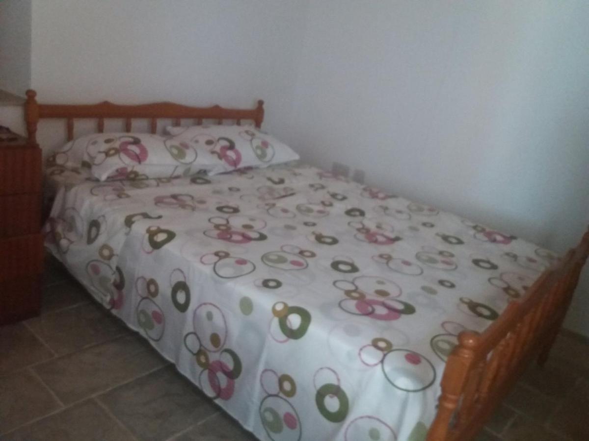 Georgia'S House Bed and Breakfast Fyti Buitenkant foto