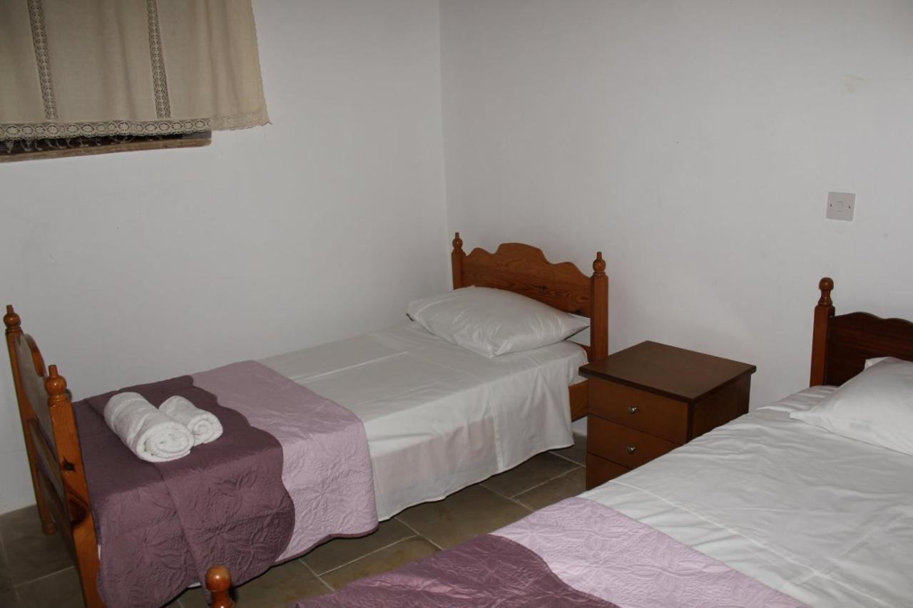 Georgia'S House Bed and Breakfast Fyti Buitenkant foto